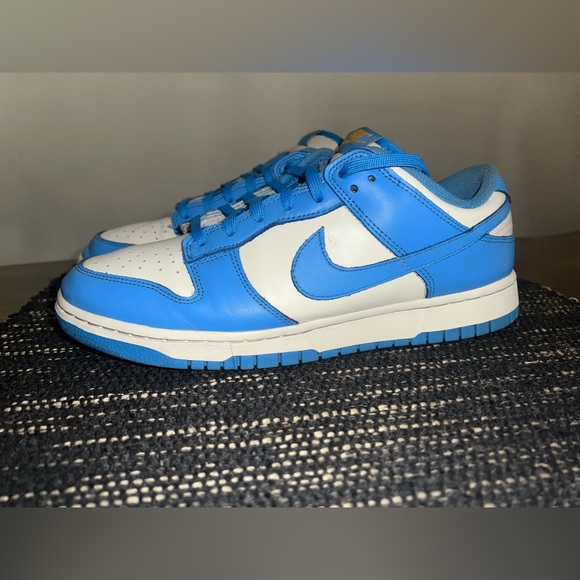 Nike Dunk - Picture 4 of 9